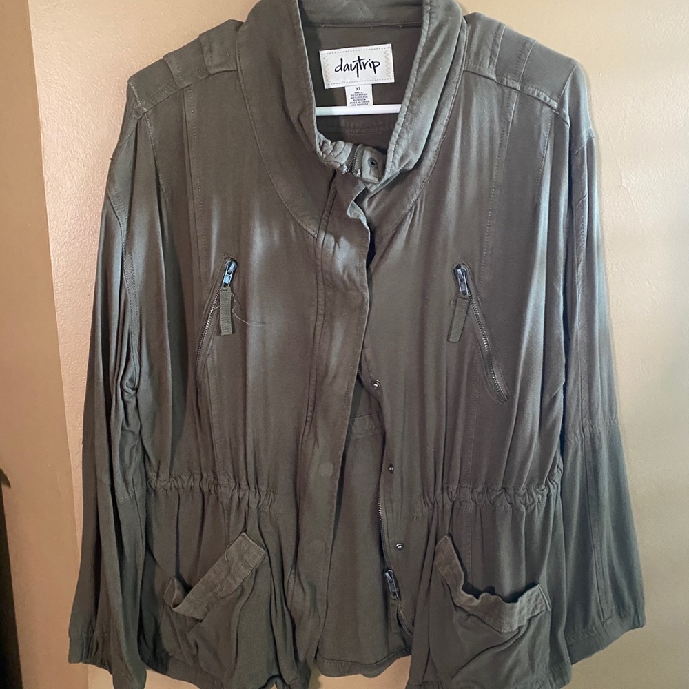 Daytrip green jacket